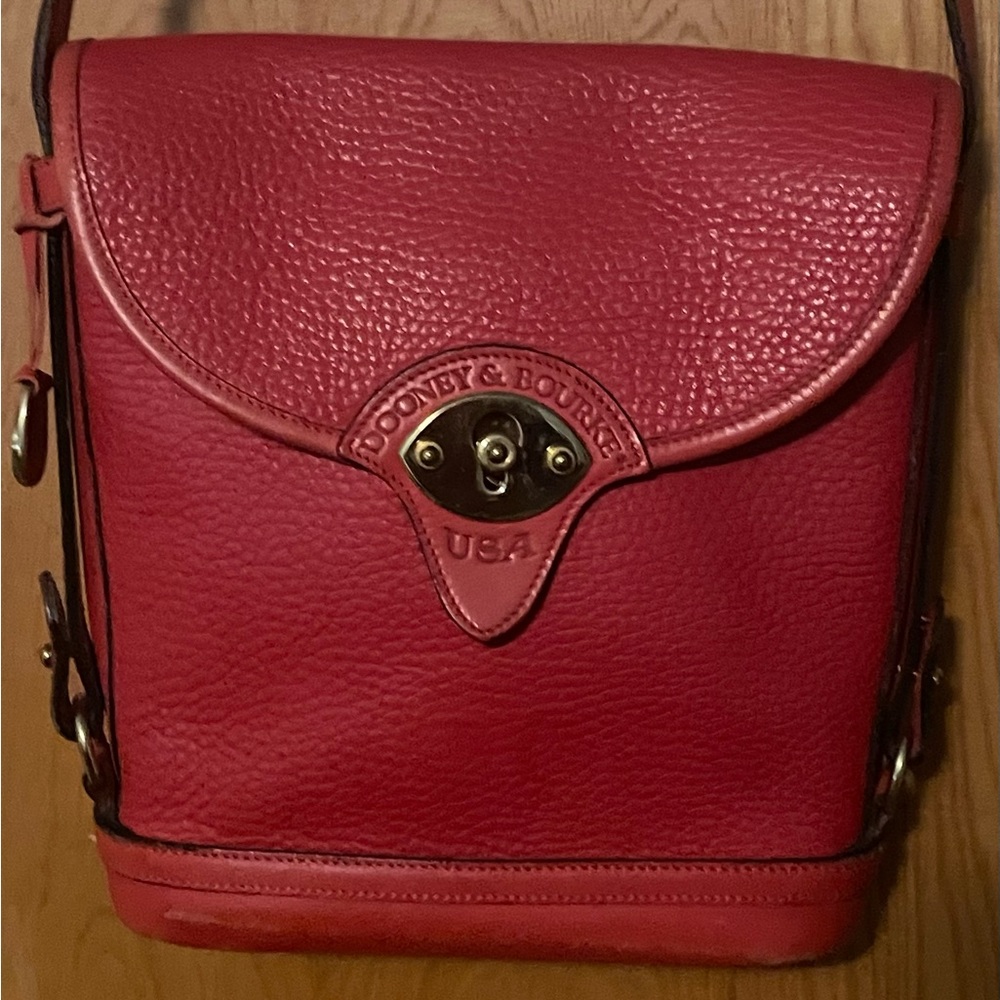 Dooney & Bourke RARE!!! Vintage! Red Pebbled AWL Leather Cavalry Spectator Bag